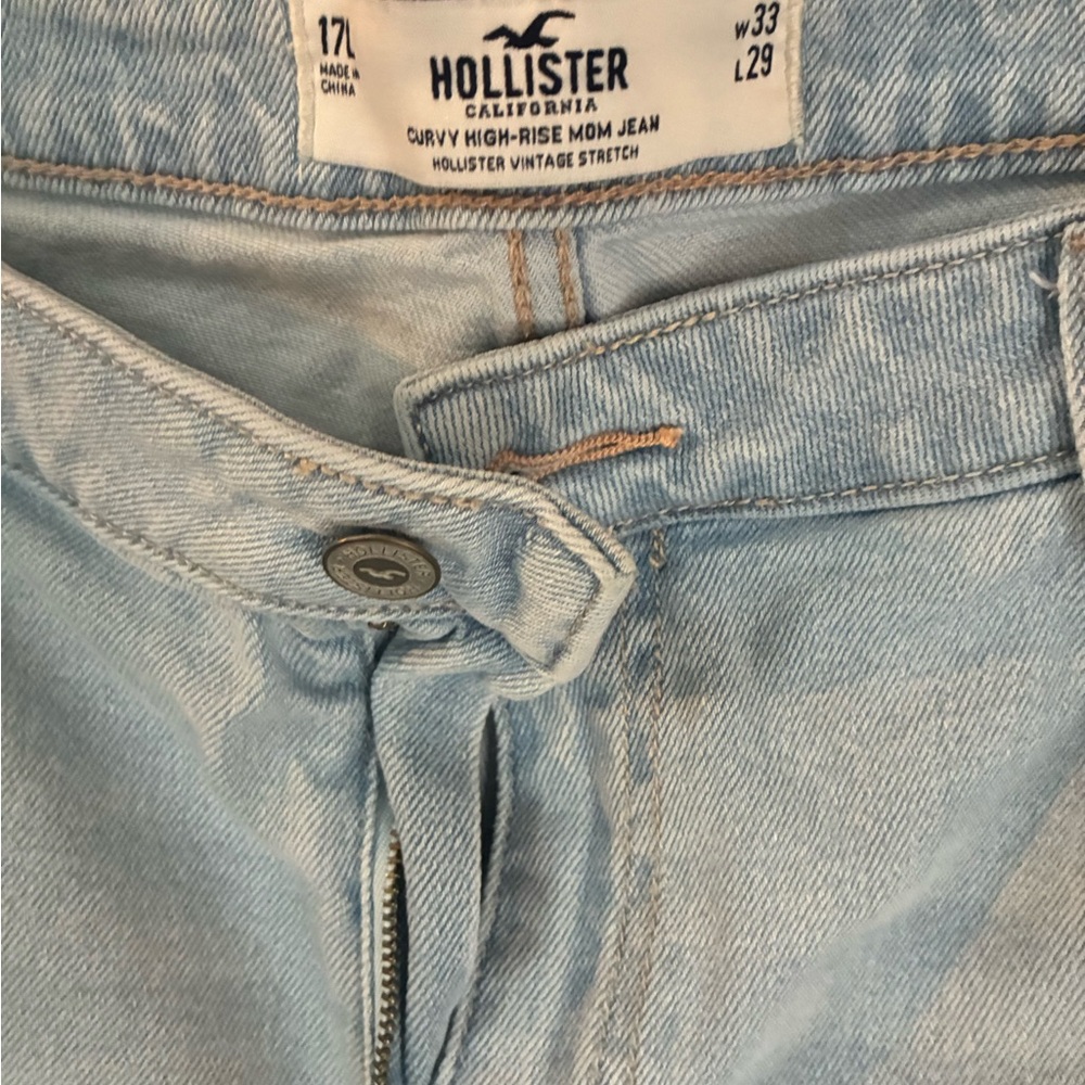 Hollister Co. Curvy High Rise Sky Blue Mom Jeans Size 17 Long